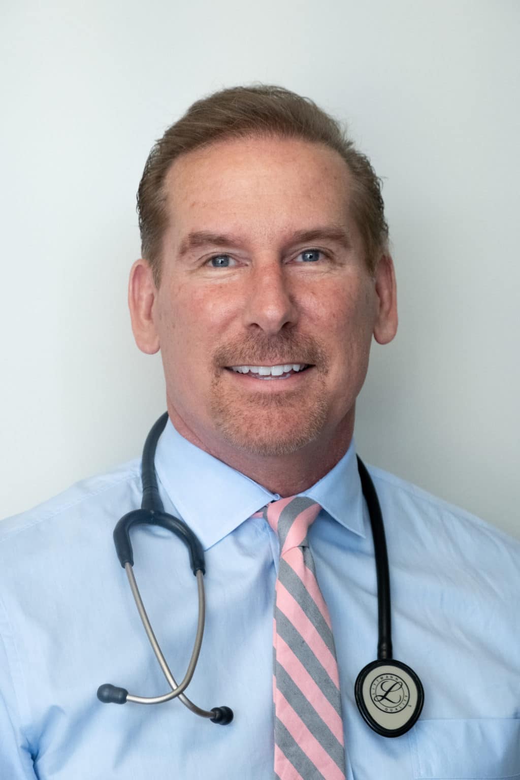Dr. Andrew Hearn | Vascular Surgeon in Cincinnati, OH | Vein Doctor